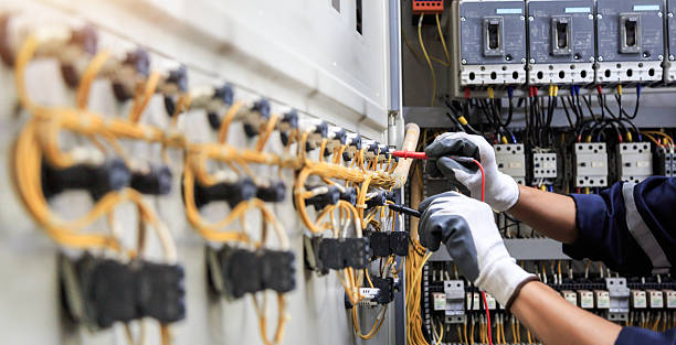 Professional Electrician technician working in Pittsfield, MA